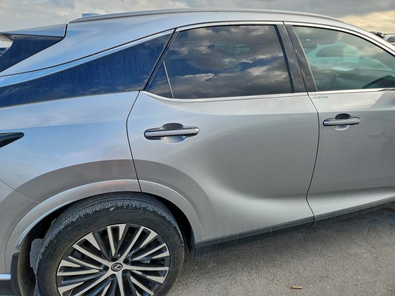 Photo 10 from auction – 2023 LEXUS RX 350 BAS with VIN 2T2BAMBA7PC009731