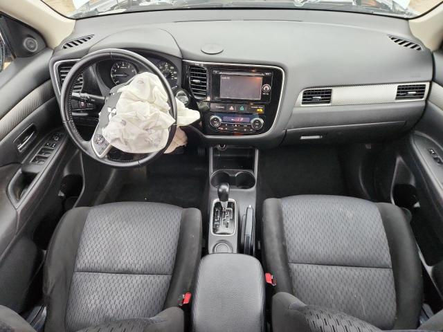 Photo 8 from auction – 2014 MITSUBISHI OUTLANDER with VIN JA4AD3A32EZ010559