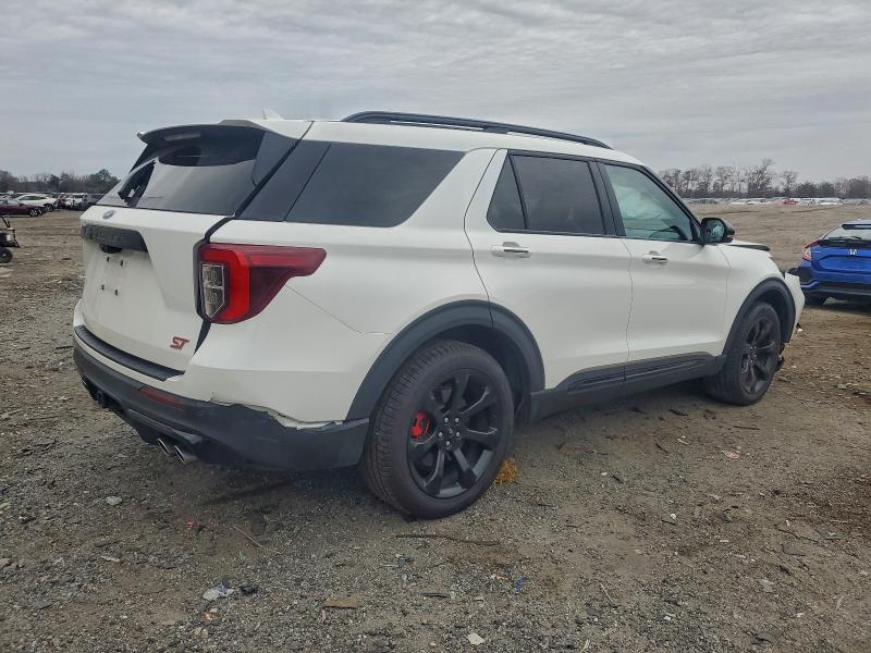 Photo 3 from auction – 2023 FORD EXPLORER S with VIN 1FM5K8GC2PGB93098