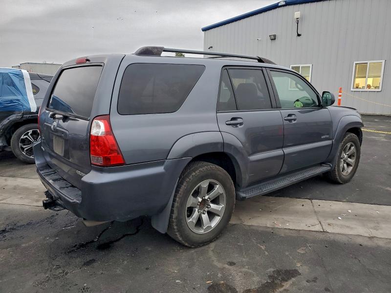 Photo 3 from auction – 2007 TOYOTA 4RUNNER LI with VIN JTEZU17R770089996