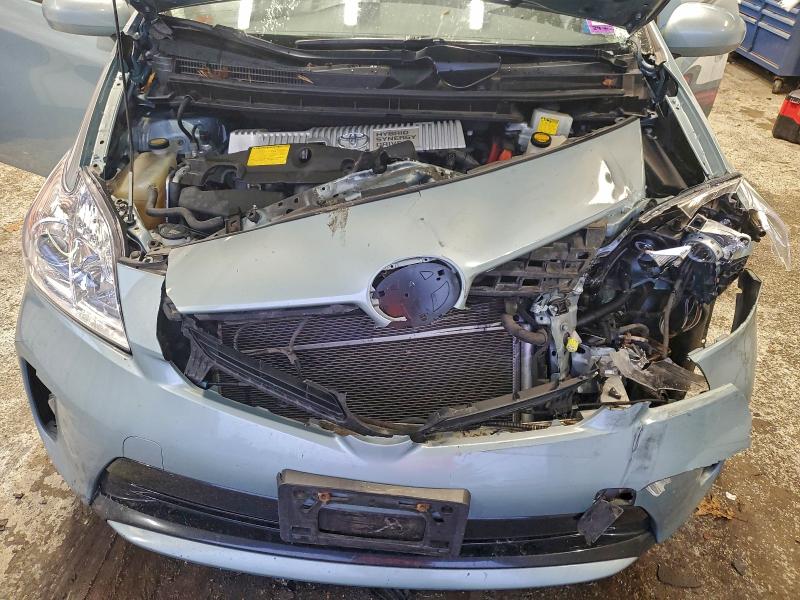 Photo 11 from auction – 2014 TOYOTA PRIUS with VIN JTDKN3DU3E1764533