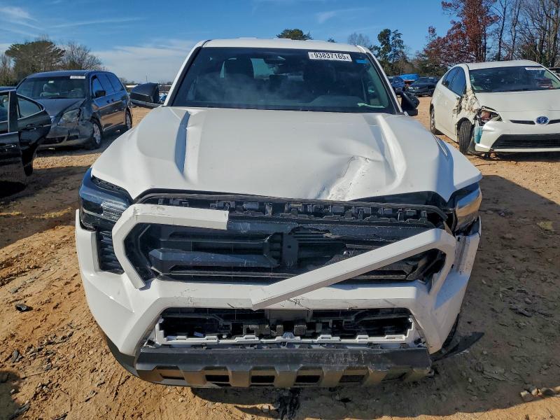 Photo 5 from auction – 2024 TOYOTA TACOMA DOU with VIN 3TYLD5KN0RT004166