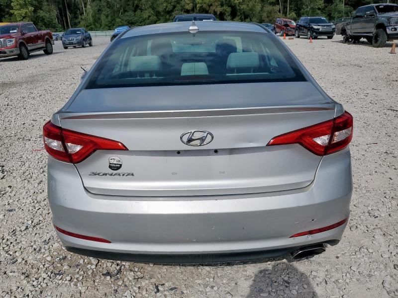 Photo 6 from auction – 2017 HYUNDAI SONATA SE with VIN 5NPE24AF9HH522117