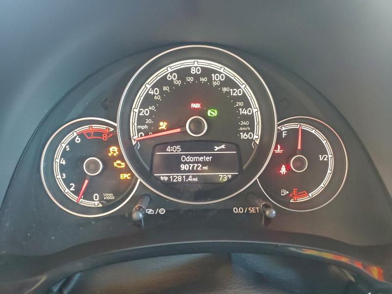 Photo 9 from auction – 2017 VOLKSWAGEN BEETLE 1.8 with VIN 3VWF17AT1HM623240