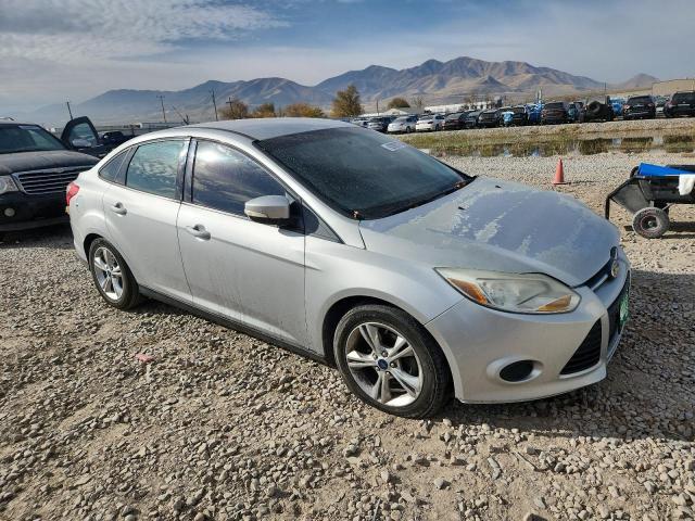 Photo 4 from auction – 2014 FORD FOCUS SE with VIN 1FADP3F28EL238276