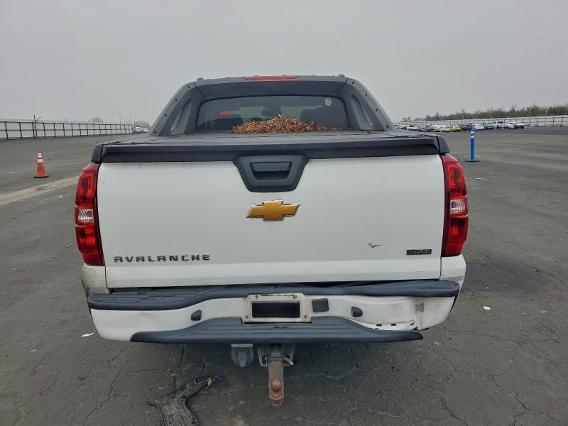 Photo 6 from auction – 2012 CHEVROLET AVALANCHE with VIN 3GNTKEE7XCG105808