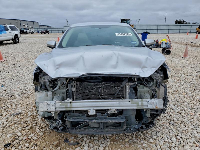 Photo 5 from auction – 2017 FORD FUSION with VIN 3FA6P0G73HR143468