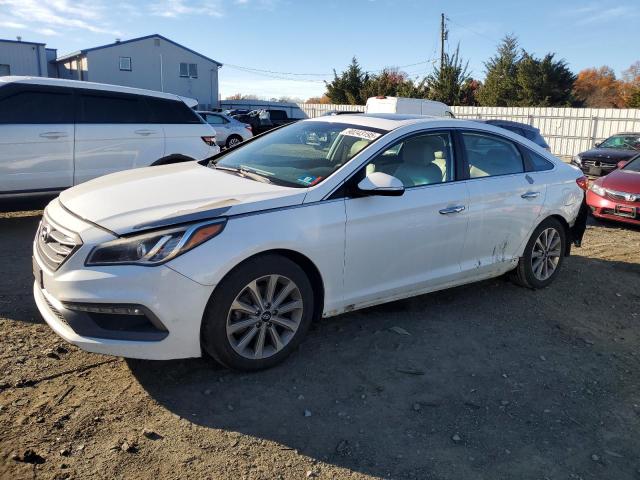 HYUNDAI SONATA SPO 2016 with VIN 5NPE34AF4GH435110 - Photo from auction