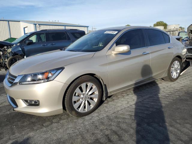 HONDA ACCORD EXL 2013 with VIN 1HGCR2F86DA159649 - Photo from auction