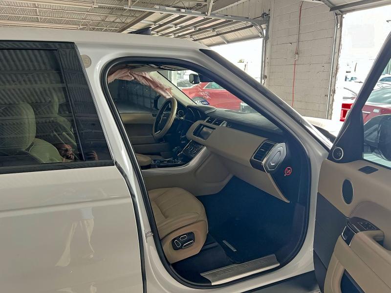 Photo 5 from auction – 2015 LAND ROVER RANGE ROVE with VIN SALWR2VF9FA623122