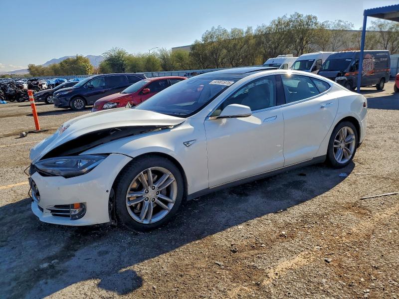 TESLA MODEL S 2015 with VIN 5YJSA1E29FF107922 - Photo from auction