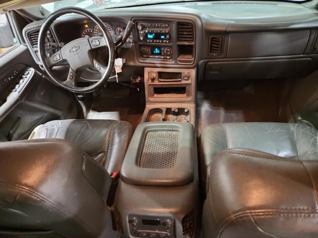 Photo 8 from auction – 2004 CHEVROLET AVALANCHE with VIN 3GNGK22G04G156644