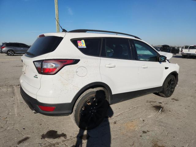 Photo 3 from auction – 2018 FORD ESCAPE SE with VIN 1FMCU0GD0JUD58148