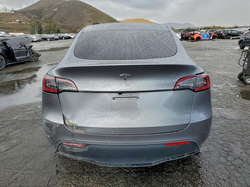 Photo 6 from auction – 2025 TESLA MODEL Y with VIN 7SAYGDED4SF275802