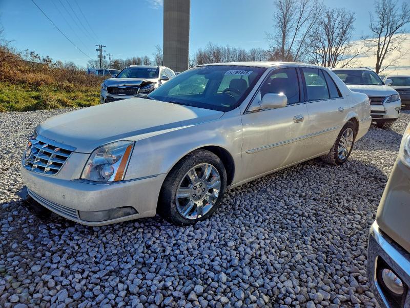CADILLAC DTS 2011 with VIN 1G6KP5ES7BU145563 - Photo from auction