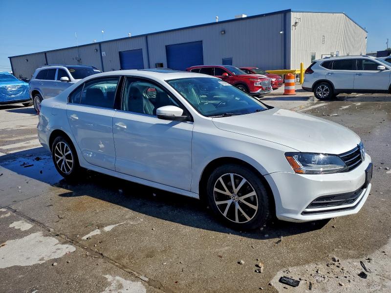 Photo 4 from auction – 2017 VOLKSWAGEN JETTA SE with VIN 3VWDB7AJ6HM236315