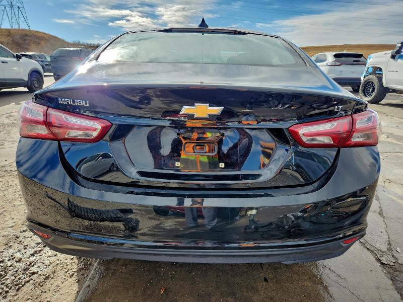Photo 6 from auction – 2021 CHEVROLET MALIBU LT with VIN 1G1ZD5ST2MF025901