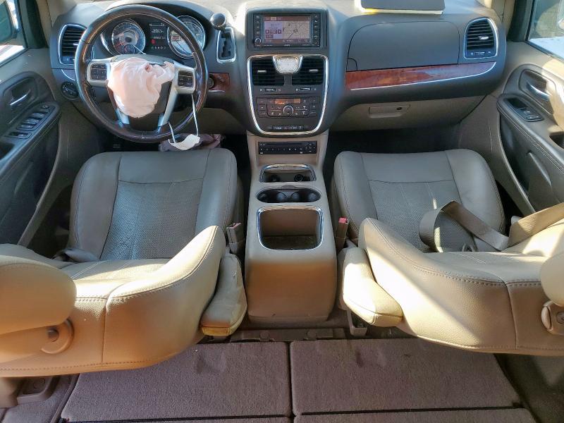 Photo 8 from auction – 2012 CHRYSLER TOWN & COU with VIN 2C4RC1CG1CR269874