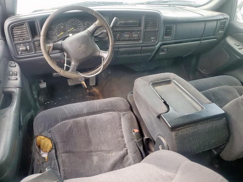 Photo 8 from auction – 2001 CHEVROLET SILVERADO with VIN 2GCEC19V011220990