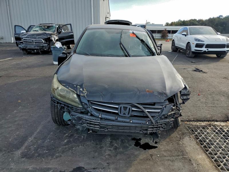 Photo 5 from auction – 2015 HONDA ACCORD LX with VIN 1HGCR2F35FA174795
