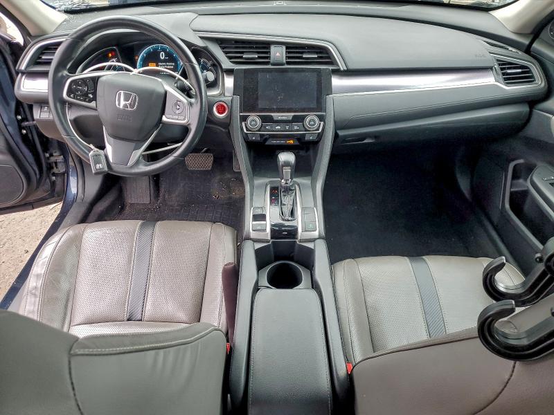 Photo 8 from auction – 2016 HONDA CIVIC EXL with VIN 19XFC1F79GE001449