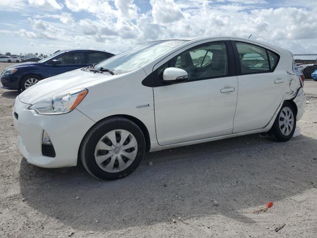 Photo 1 from auction – 2014 TOYOTA PRIUS C with VIN JTDKDTB32E1570718