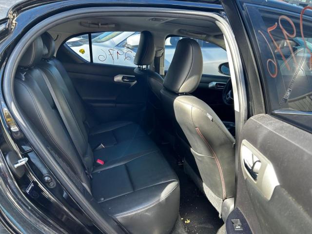 Photo 6 from auction – 2013 LEXUS CT 200 with VIN JTHKD5BH2D2162976