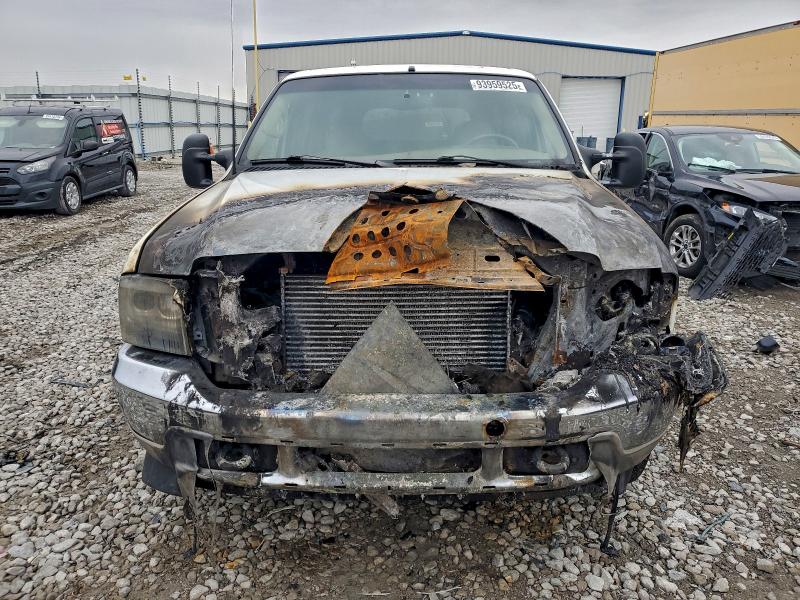 Photo 5 from auction – 2002 FORD EXCURSION with VIN 1FMNU42F62ED63939