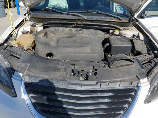 Photo 11 from auction – 2013 CHRYSLER 200 TOURIN with VIN 1C3CCBBG9DN728990