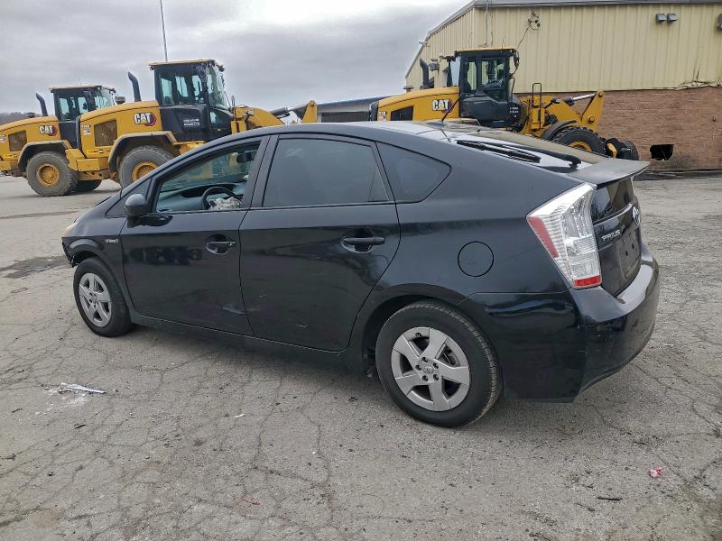 Photo 2 from auction – 2011 TOYOTA PRIUS with VIN JTDKN3DU2B0281178