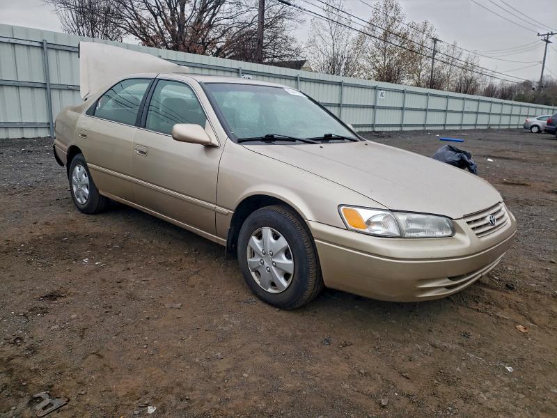 Photo 4 from auction – 1998 TOYOTA CAMRY with VIN 4T1BG22K9WU836076