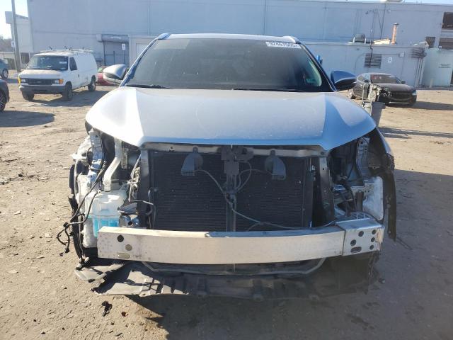 Photo 5 from auction – 2016 TOYOTA HIGHLANDER with VIN 5TDDKRFH1GS242381