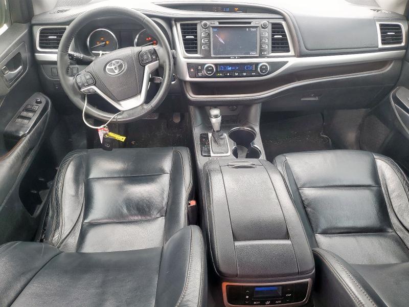 Photo 8 from auction – 2015 TOYOTA HIGHLANDER with VIN 5TDKKRFH3FS055701