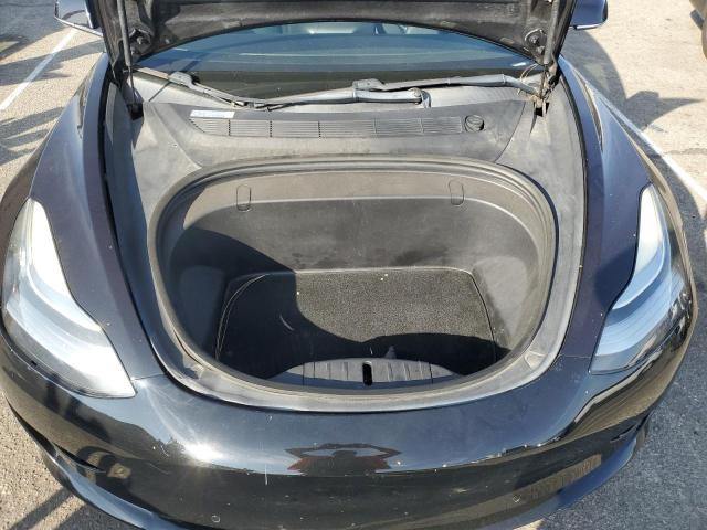 Photo 11 from auction – 2018 TESLA MODEL 3 with VIN 5YJ3E1EA7JF089574