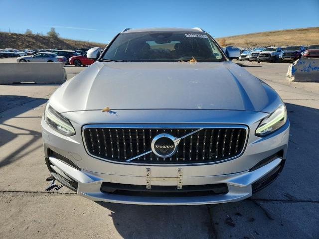 Photo 5 from auction – 2018 VOLVO V90 CROSS with VIN YV4102NK5J1028511