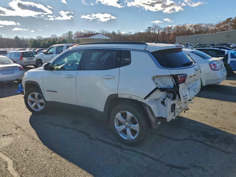Photo 2 from auction – 2018 JEEP COMPASS LA with VIN 3C4NJDBBXJT246602