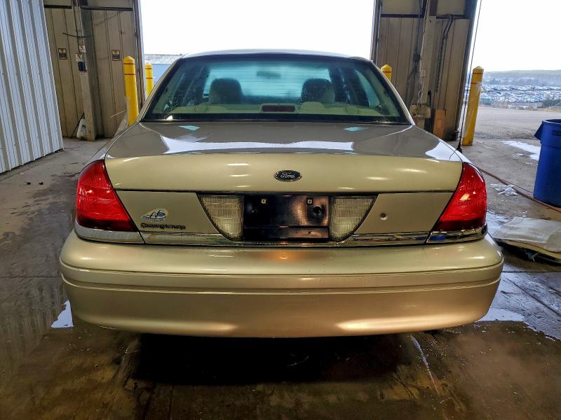 Photo 6 from auction – 2005 FORD CROWN VICT with VIN 2FAFP73W75X128068