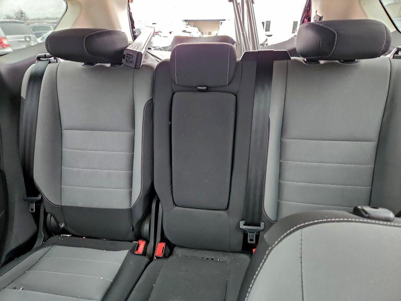 Photo 10 from auction – 2016 FORD ESCAPE SE with VIN 1FMCU9GX4GUB50605