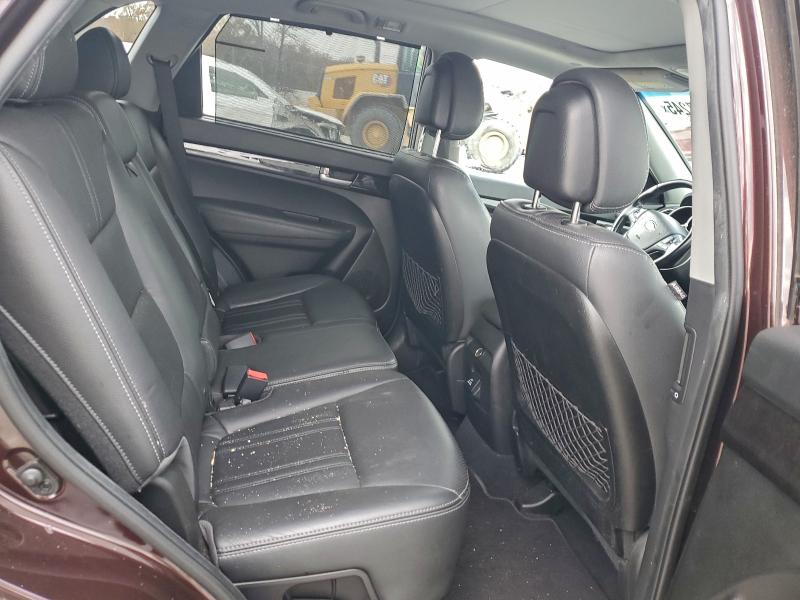 Photo 10 from auction – 2014 KIA SORENTO SX with VIN 5XYKW4A71EG478696