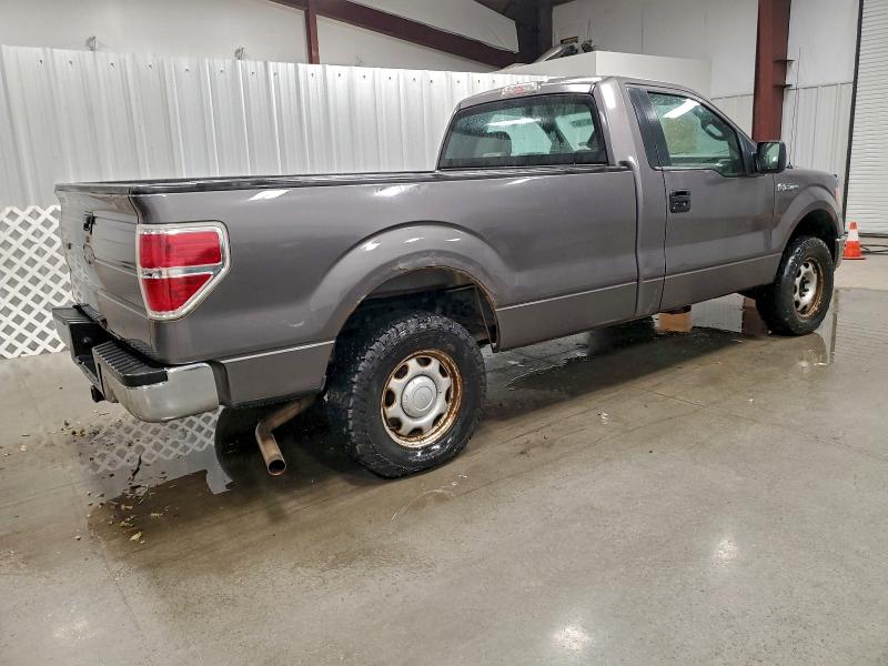 Photo 3 from auction – 2010 FORD F150 with VIN 1FTMF1CW5AKB03992
