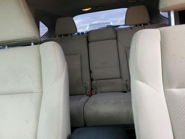 Photo 10 from auction – 2015 HONDA CR-V LX with VIN 5J6RM4H30FL025693