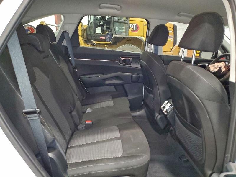 Photo 11 from auction – 2023 KIA SORENTO with VIN 5XYRGDLC1PG239948