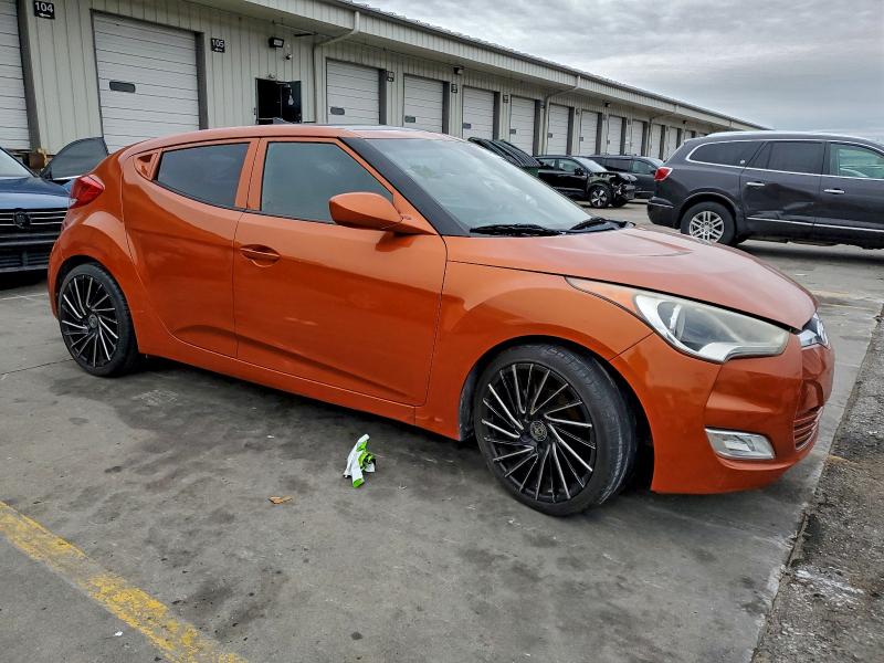 Photo 4 from auction – 2012 HYUNDAI VELOSTER with VIN KMHTC6AD4CU027591