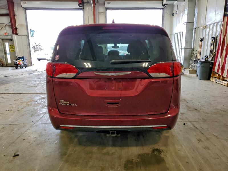 Photo 6 from auction – 2018 CHRYSLER PACIFICA T with VIN 2C4RC1FGXJR174335