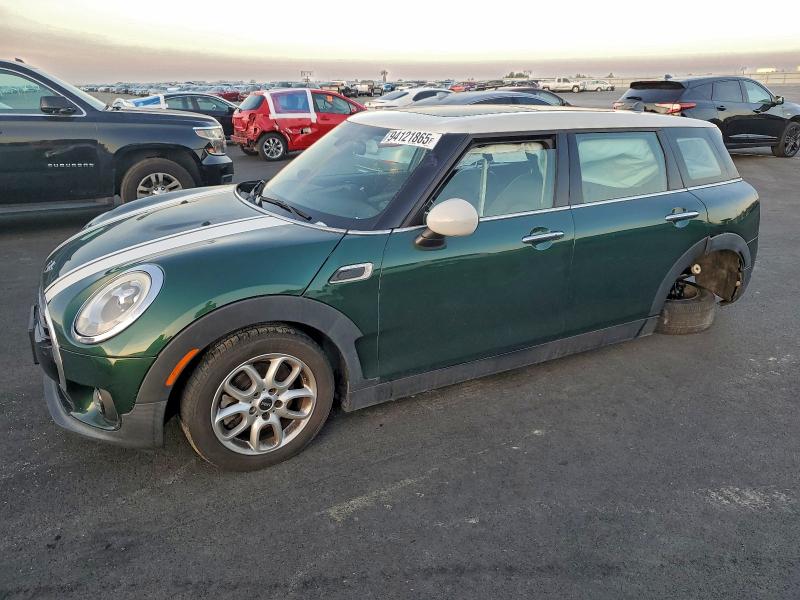MINI COOPER CLU 2016 with VIN WMWLN5C59G2E06781 - Photo from auction