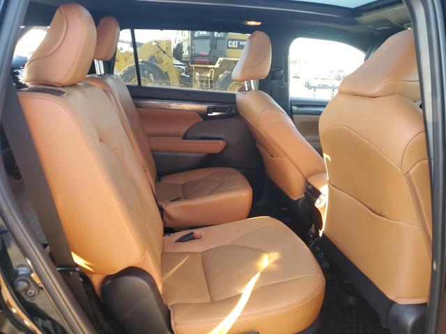Photo 11 from auction – 2021 TOYOTA HIGHLANDER with VIN 5TDFZRBH3MS104931