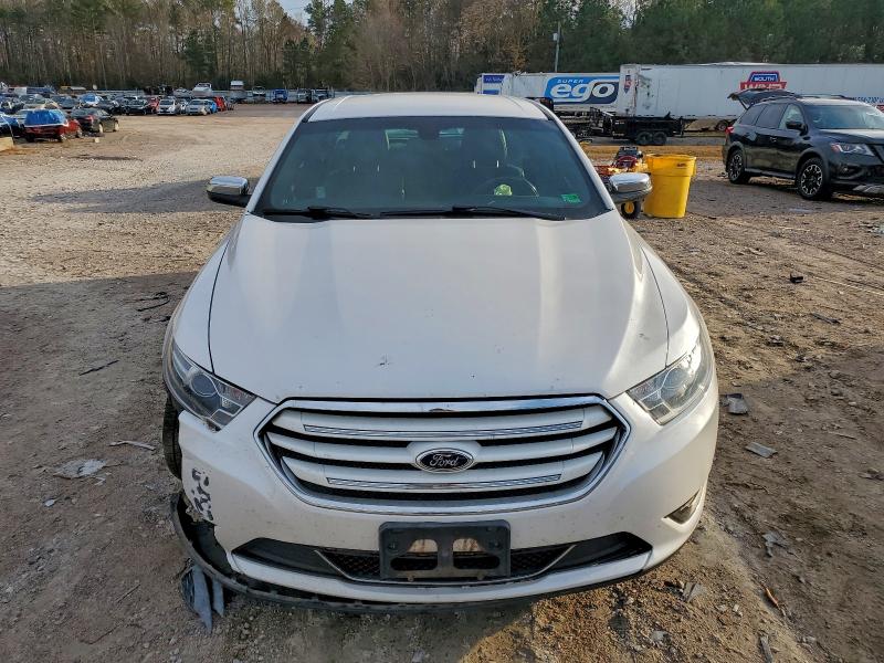 Photo 5 from auction – 2015 FORD TARAUS with VIN 1FAHP2F89FG182536