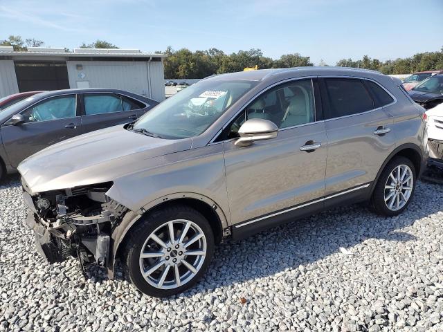 LINCOLN MKC RESERV 2019 with VIN 5LMCJ3C95KUL47768 - Photo from auction
