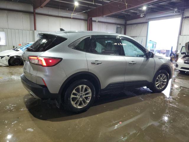 Photo 3 from auction – 2021 FORD ESCAPE SE with VIN 1FMCU9G65MUA23526