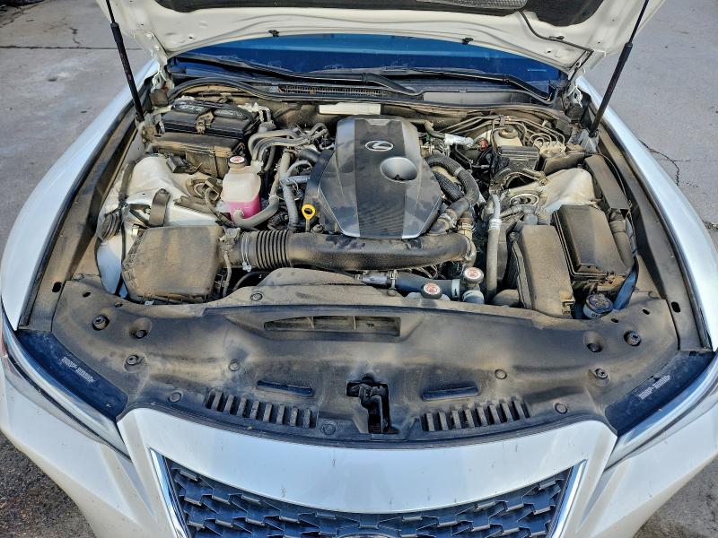 Photo 11 from auction – 2021 LEXUS IS 300 with VIN JTHCA1D21M5114026